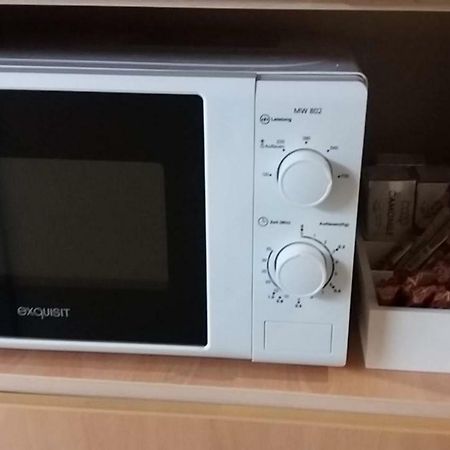 Нощувки Ботеви Schumen Exterior foto