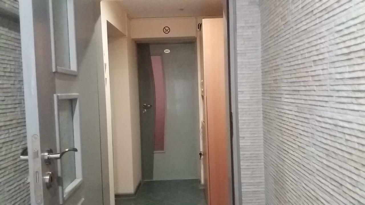 Нощувки Ботеви Schumen Exterior foto